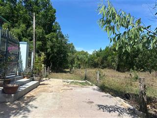 1139m2 có 139m2 thổ, đất 2 mặt tiền đường p. lagi giá tốt chạy ra biển 10p