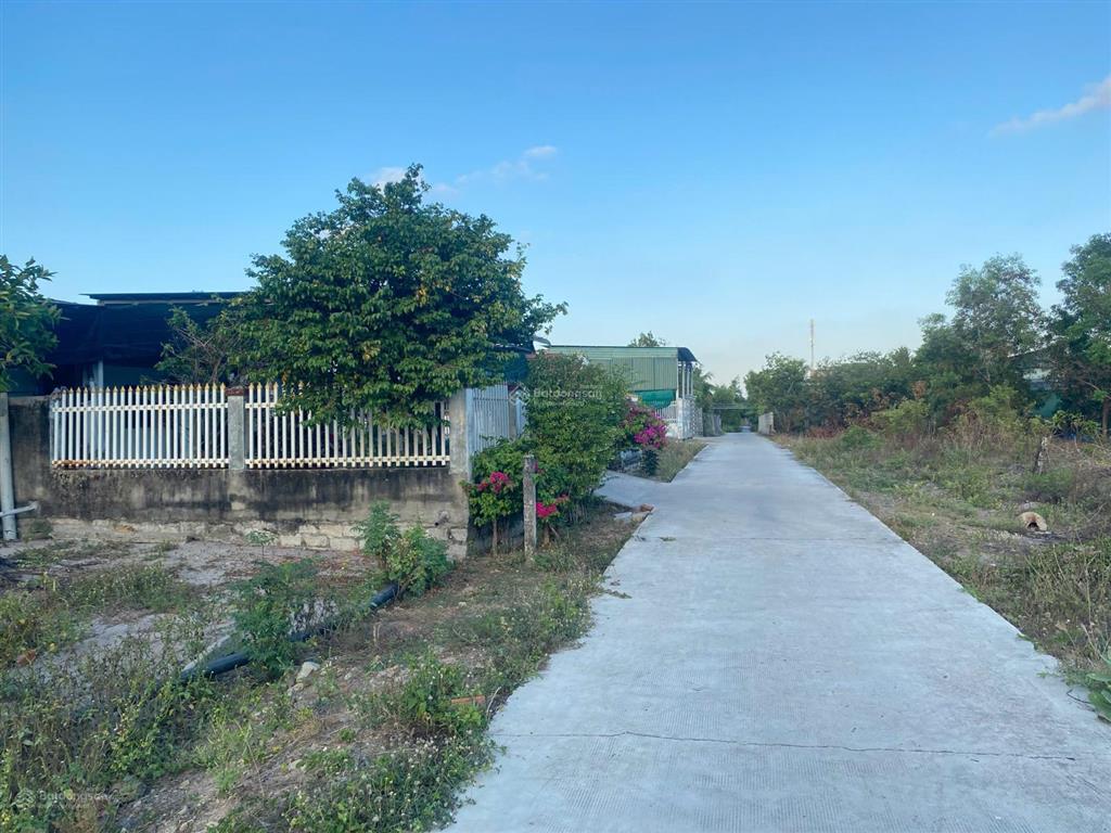 29x35m (1003m²) 60m² thổ, hẻm ngô tất tố  cam bình. gần biển sổ riêng, giá tham khảo tốt