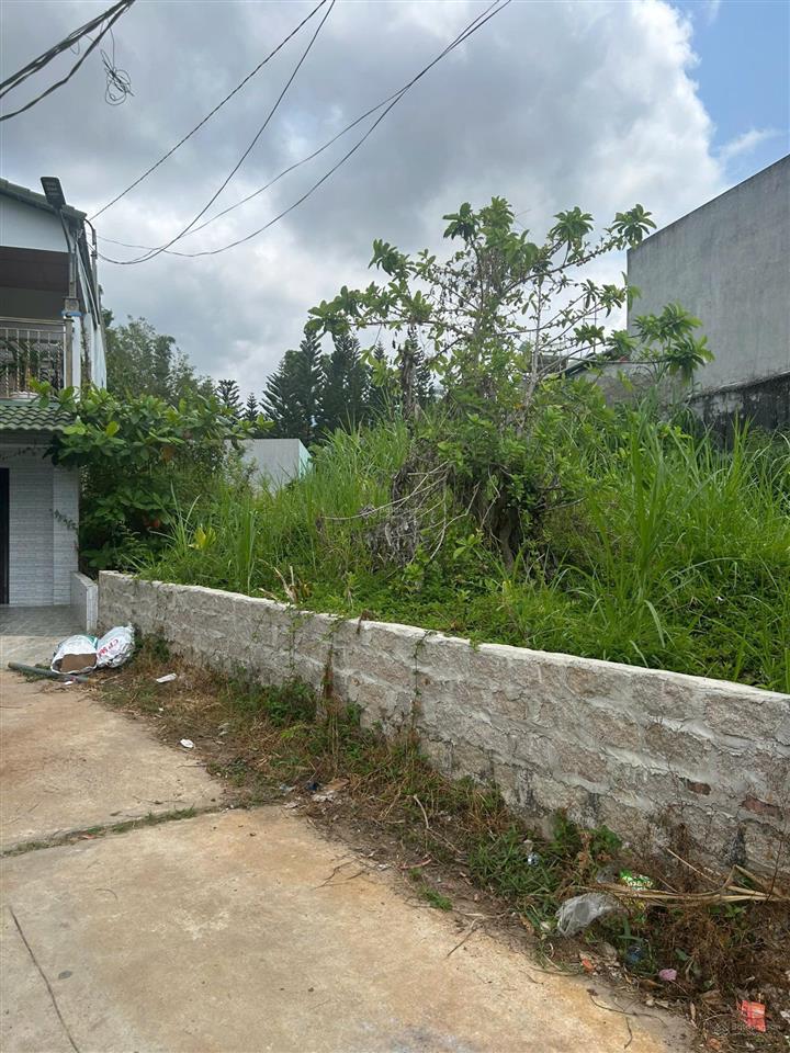 8x37(360m2) 150m2 thổ hẻm hoàng diệu tân an lagi giá tốt