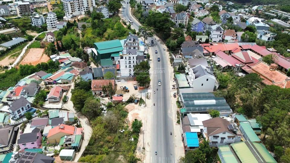 Cần bán đất mặt tiền tuyến hùng vương (ql20)  quy mô gần 600m2  sẵn 250m2 đất ở  42 tỷ tlcc
