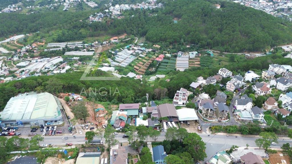 Bán đất mặt tiền đường hùng vương, đà lạt, 86 tỷ, 1357 m2, sổ hồng  mt 20m