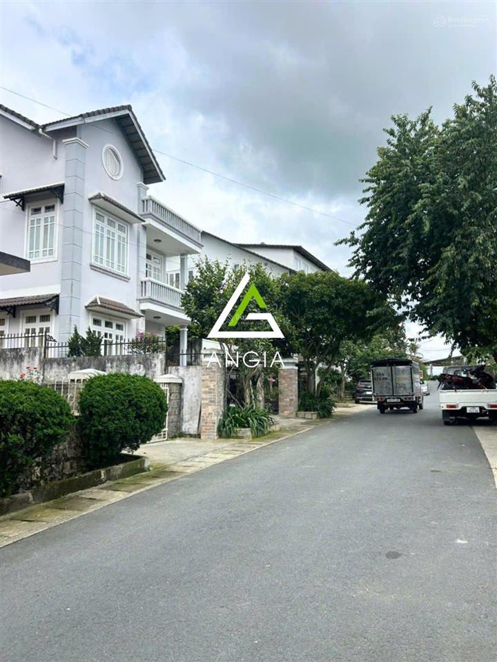 Quỹ đất 850m2 full thổ cư khu trung tâm đà lạt  đường trần phú  sổ riêng xây dựng  76,5 tỷ tlcc