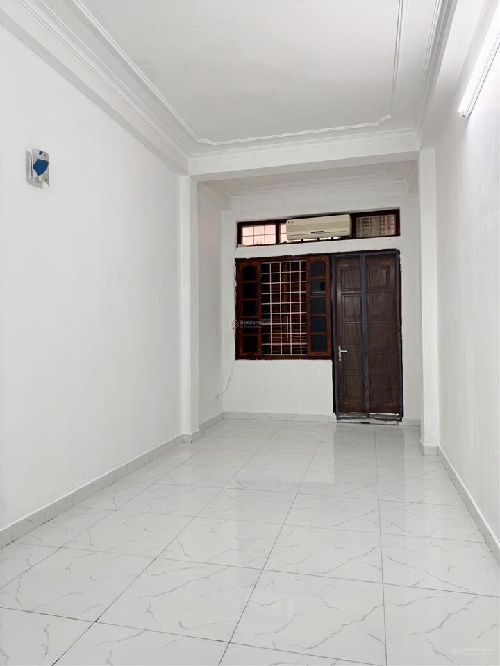 Cho thuê nhà riêng 3pn, 2wc, 12 triệu vnd, 45 m2 tại ngõ 58/12, đào tấn, ba đình, hn  hot