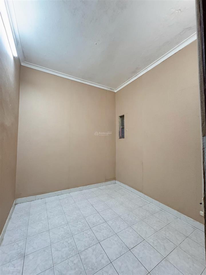 Cho thuê nhà riêng 3pn, 2wc, 12 triệu vnd, 45 m2 tại ngõ 58/12, đào tấn, ba đình, hn  hot