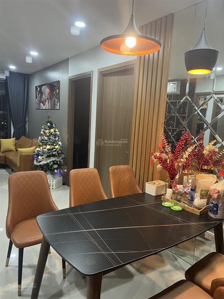 Chính chủ bán căn hộ 93m2 tại rose town 79 ngọc hồi, 7.3 tỷ vnd, đẹp, nhiều tiện ích