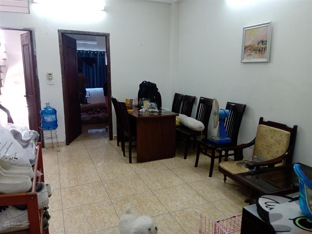 Chính chủ cho thuê căn hộ dịch vụ dt 65m², 2n1k, tầng 5 ngõ 141 phố trích sài, quận tây hồ, hà nội