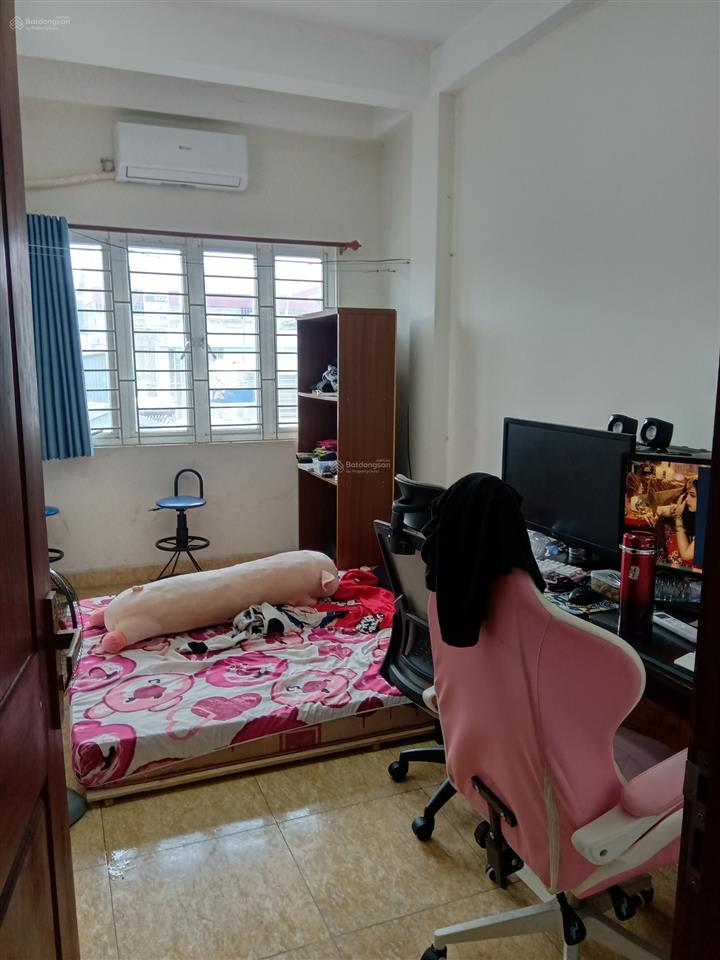 Chính chủ cho thuê căn hộ dịch vụ dt 65m², 2n1k, tầng 5 ngõ 141 phố trích sài, quận tây hồ, hà nội