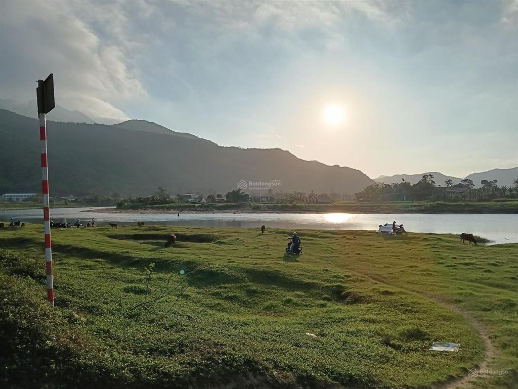 (chỉ 1,5tr/m2) siêu phẩm đất farm sát sông cu đê  giữa thủ phủ du lịch hòa bắc