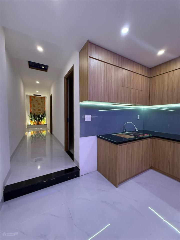 Nhà đẹp ngô sỹ liên ngay đại học bách khoa giá chỉ 4t1