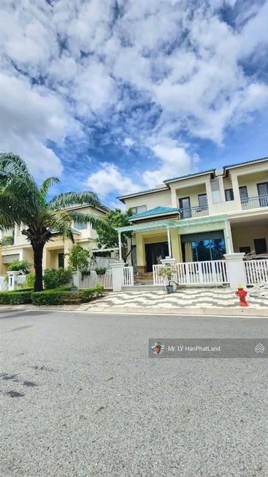 Biệt thự song lập cao cấp tại senturia vườn lài  quận 12