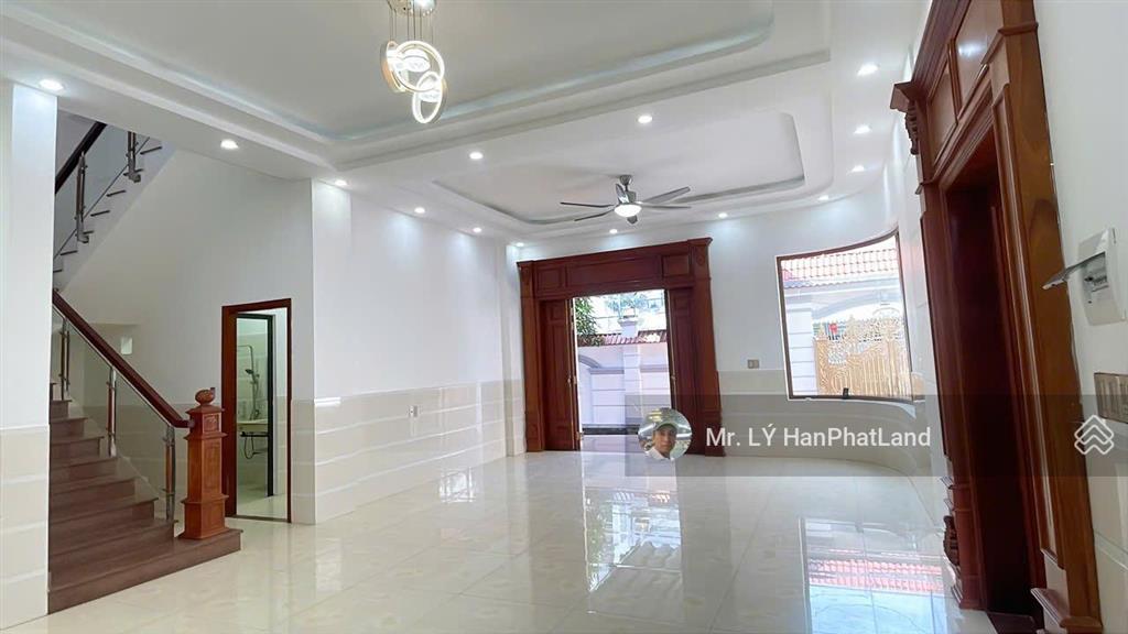 Bán biệt thự thạnh xuân 40, 342m2, hàng hiếm tại giá tốt 10.8 tỷ,  0919 036 ***