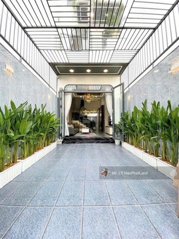 Nhà riêng ngay ngã tư ga thông 4pn + 6wc,4x19m = 76m2 giá 7,6 tỷ