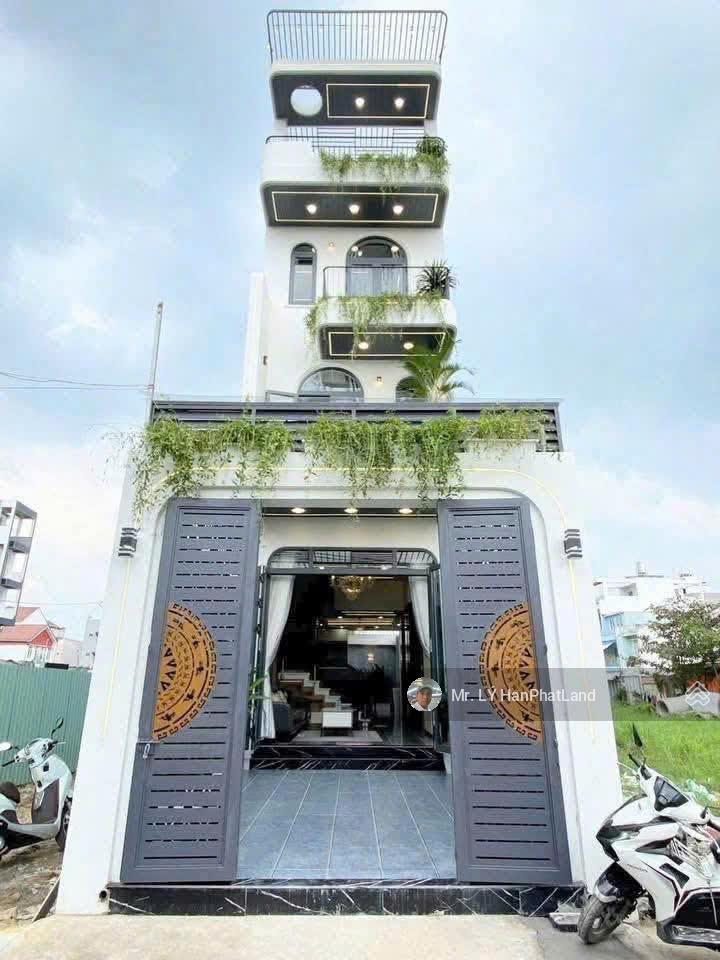 Nhà riêng ngay ngã tư ga thông 4pn + 6wc,4x19m = 76m2 giá 7,6 tỷ