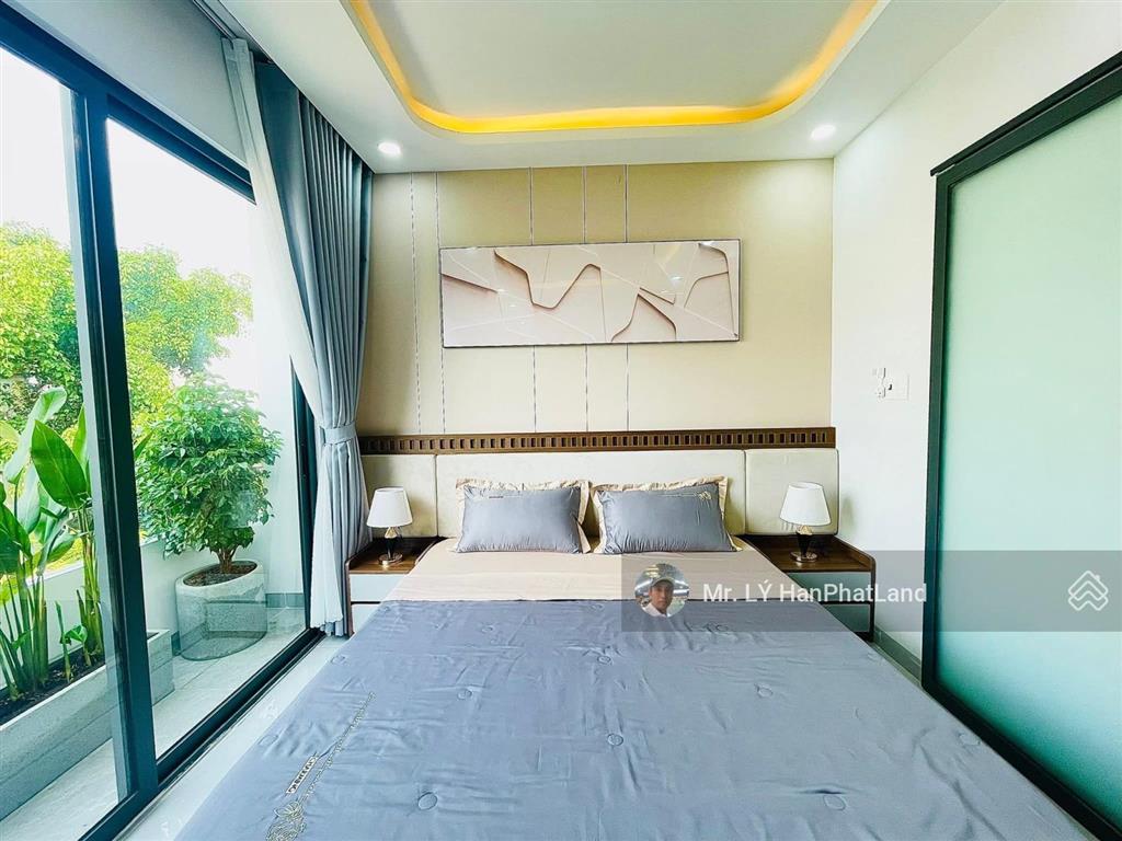 Chỉ 6,1 tỷ dt 4x13m xây 2 lầu gần sông sg mát mẻ quanh năm