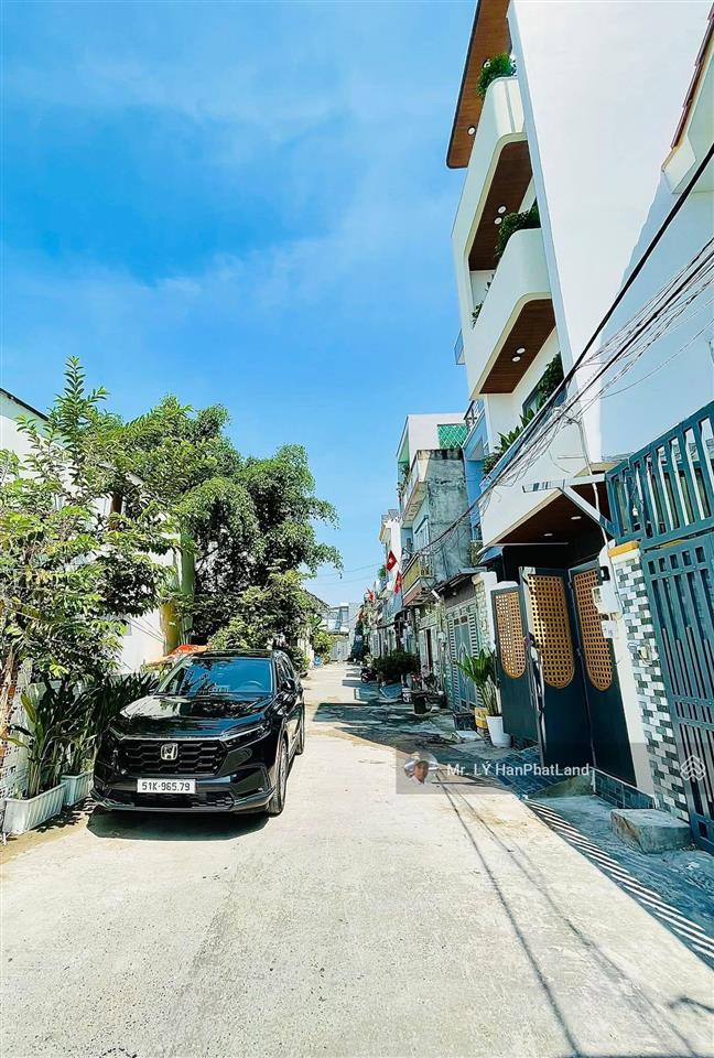 Chỉ 6,1 tỷ dt 4x13m xây 2 lầu gần sông sg mát mẻ quanh năm