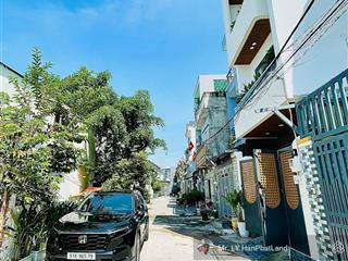 4x13m xây 2 lầu gần sông sg mát mẻ quanh năm.