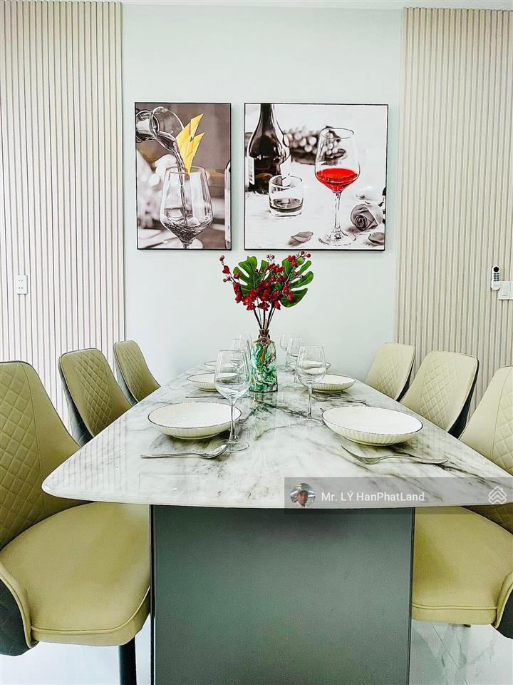 Chỉ 6,1 tỷ dt 4x13m xây 2 lầu gần sông sg mát mẻ quanh năm