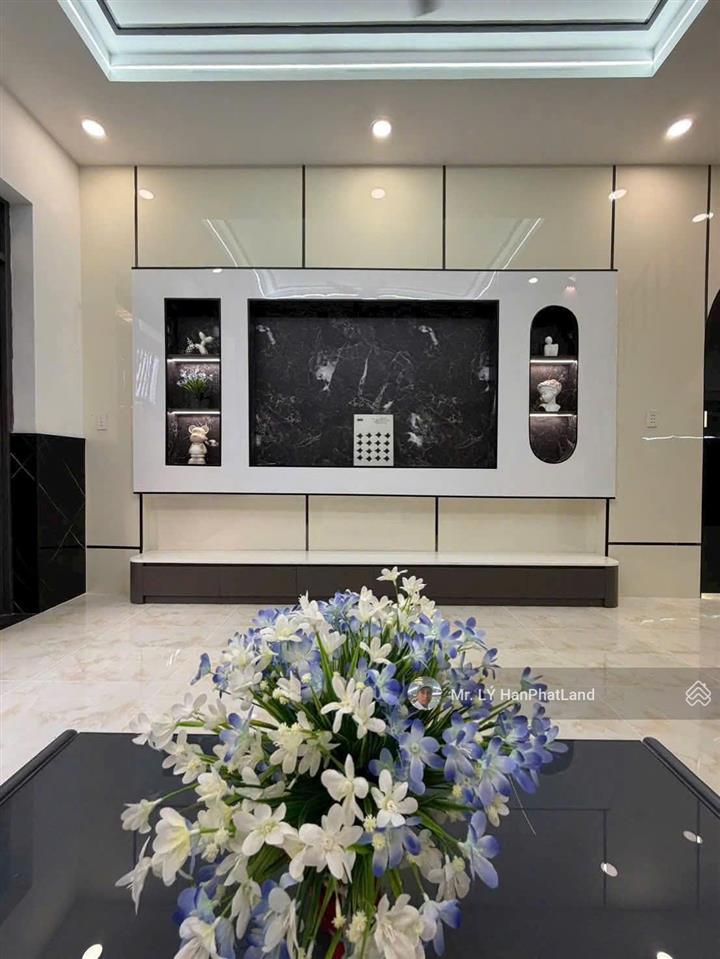 Bán nhà mặt phố thạnh lộc 27, quận 12, giá chỉ 4,5 tỷ, diện tích 58m2, giá ưu đãi