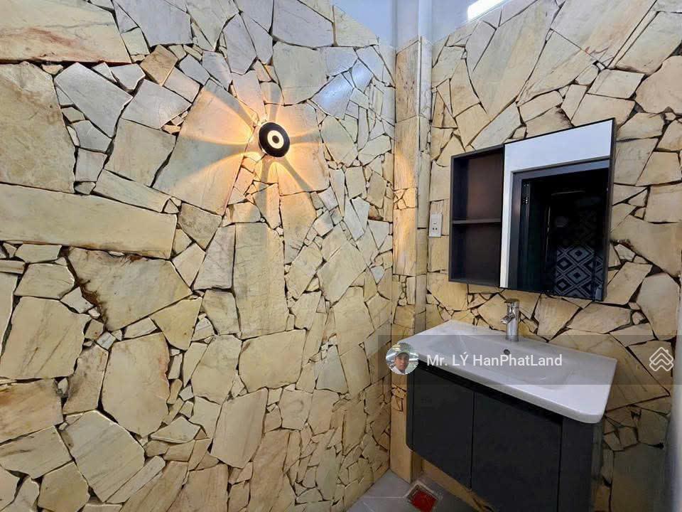 Bán nhà mặt phố thạnh lộc 27, quận 12, giá chỉ 4,5 tỷ, diện tích 58m2, giá ưu đãi