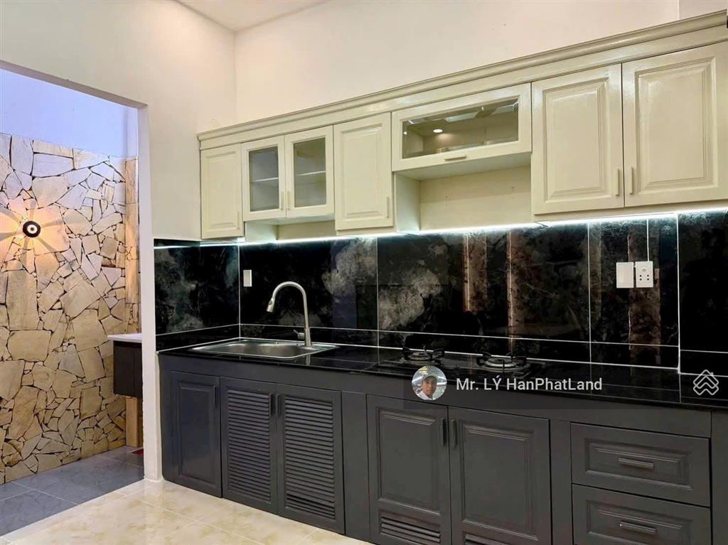 Bán nhà mặt phố thạnh lộc 27, quận 12, giá chỉ 4,5 tỷ, diện tích 58m2, giá ưu đãi