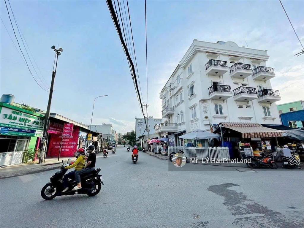 Bán nhà mặt phố an phú đông 9, quận 12  giá 13,5 tỷ, diện tích 201,7m2  0919 036 ***