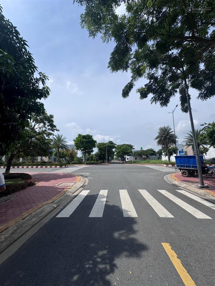 1,4 tỷ có ngay lô đất 100m² ngay trung tâm hành chính thủ thừa, sổ đỏ trao tay, đối diện khu kcn