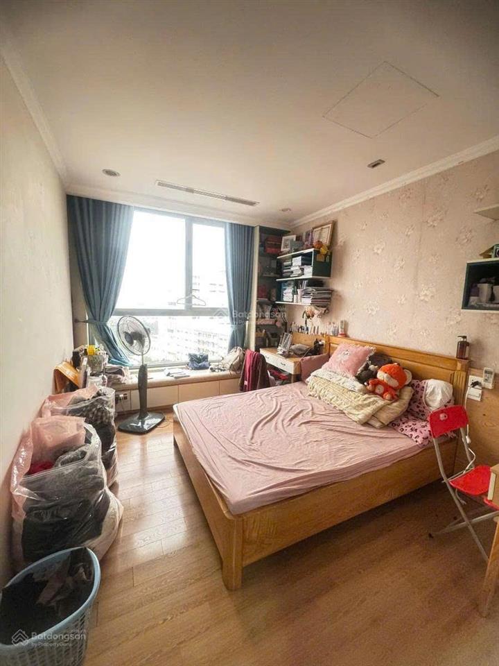 Chính chủ bán căn 3 ngủ 149m2 tại vinaconex 1, tòa a1 ban công đông nam, full nội thất đẹp, sổ đỏ