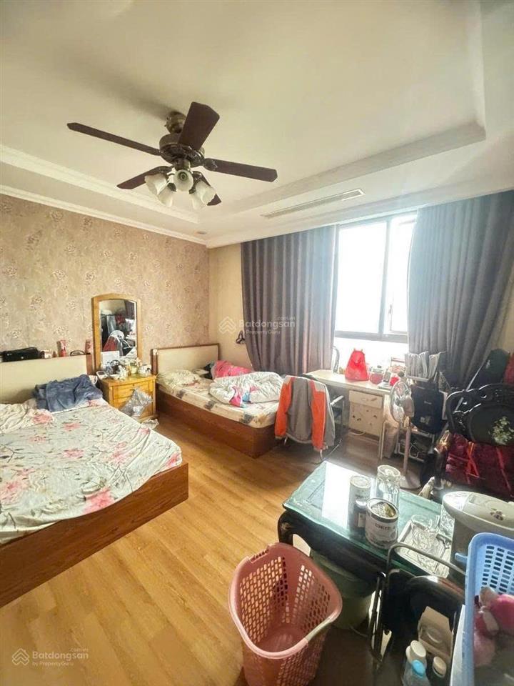 Chính chủ bán căn 3 ngủ 149m2 tại vinaconex 1, tòa a1 ban công đông nam, full nội thất đẹp, sổ đỏ