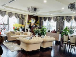 Chính chủ bán căn 181m2, 4 ngủ, full nội thất, ban công đn, tại chung cư b4  b14 kim liên, sổ đỏ