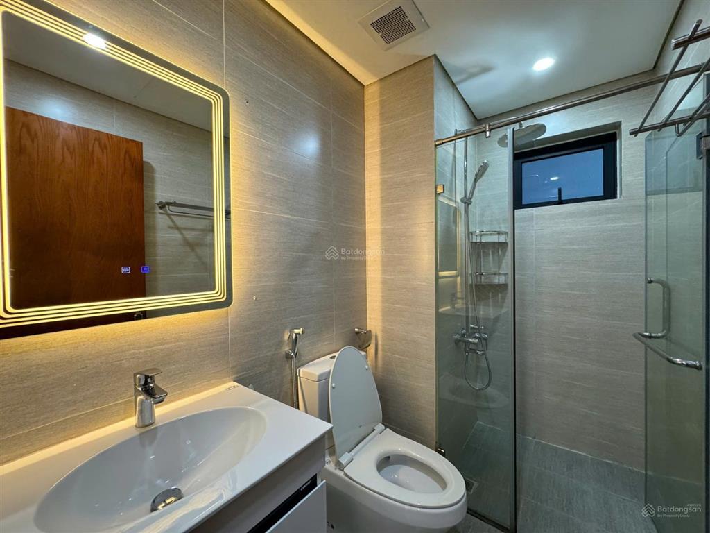 Chính chủ bán căn 3 ngủ, 114m2 tại dự án golden land tòa c, ntcb, ban công đông nam, sổ đỏ