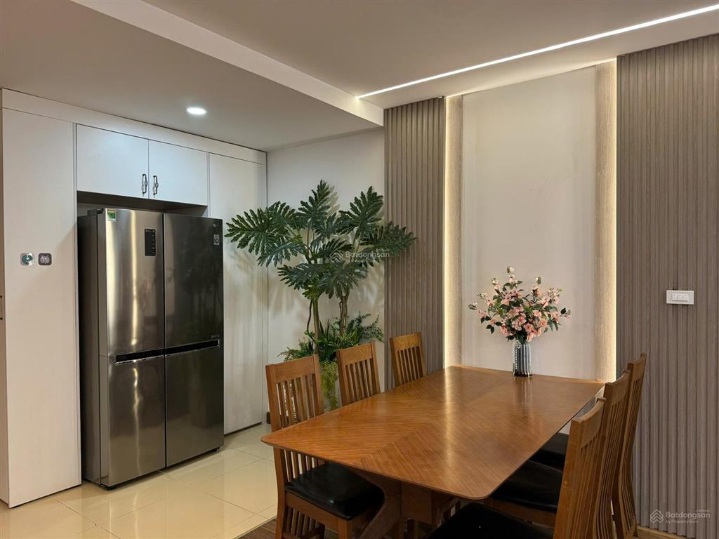 Chính chủ bán căn 3 ngủ, 114m2 tại dự án golden land tòa c, ntcb, ban công đông nam, sổ đỏ