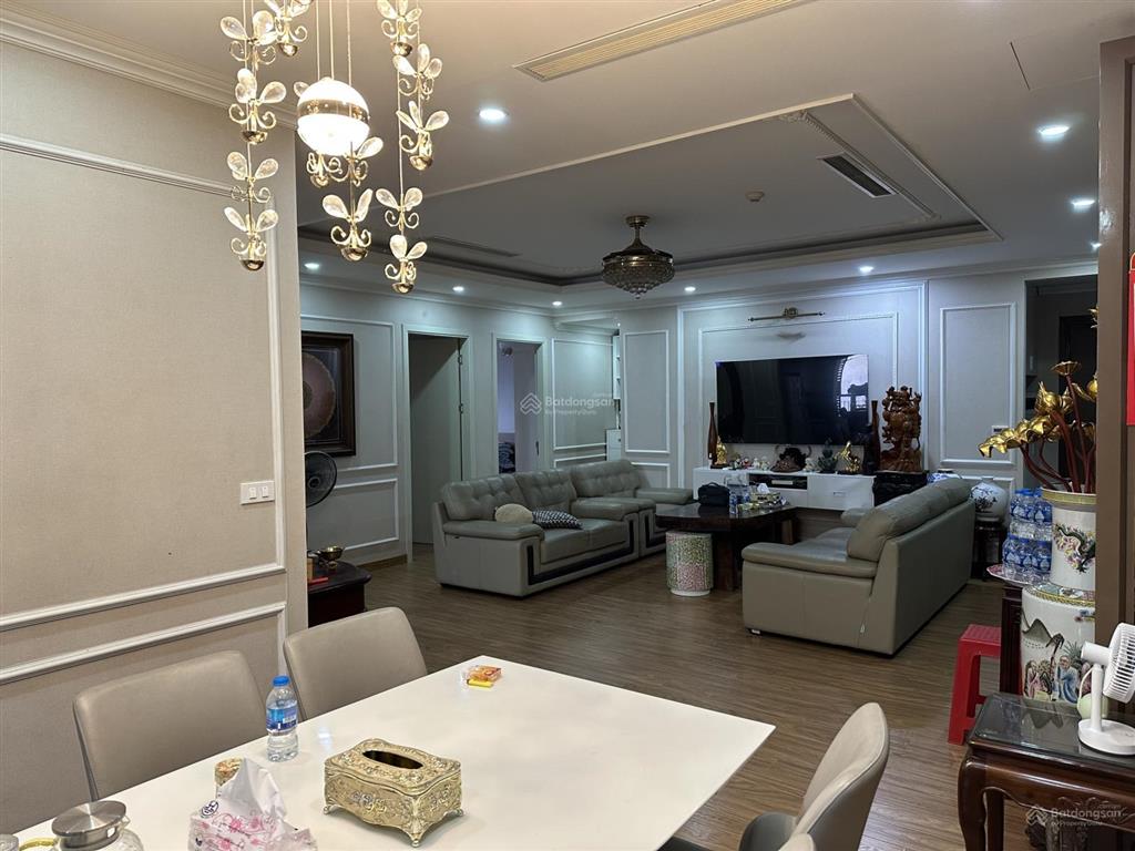 Chính chủ bán căn 3 ngủ, 128m2 tại times tower, tháp 1, full nội thất, ban công đông bắc, sổ đỏ