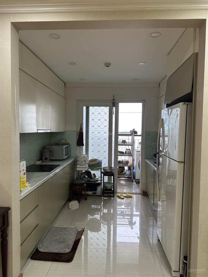 Chính chủ bán căn 3 ngủ, 128m2 tại times tower, tháp 1, full nội thất, ban công đông bắc, sổ đỏ