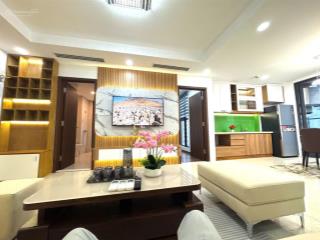 Chính chủ bán căn 3 ngủ tại hanoi center point đn1, 80m2, ban công tây bắc, nội thất cơ bản, sổ đỏ