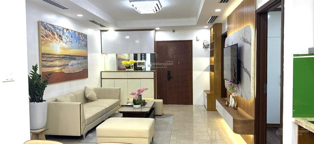 Chính chủ bán căn 3 ngủ tại hanoi center point đn1, 80m2, ban công tây bắc, nội thất cơ bản, sổ đỏ