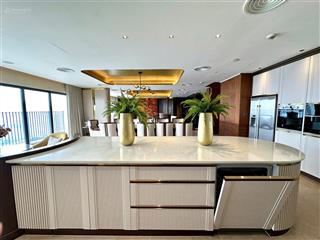 Chính chủ bán căn 4 ngủ 206m2 tại vinaconex 1, tòa c2, ban công đông nam, nội thất cơ bản, sổ đỏ