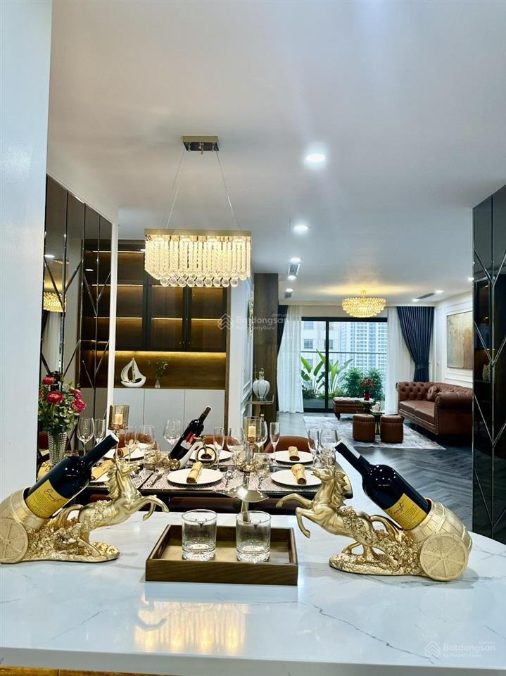 Chính chủ bán căn 3 ngủ 127m2 tại ha do park view, full nội thất, ban công tây nam, sổ đỏ.