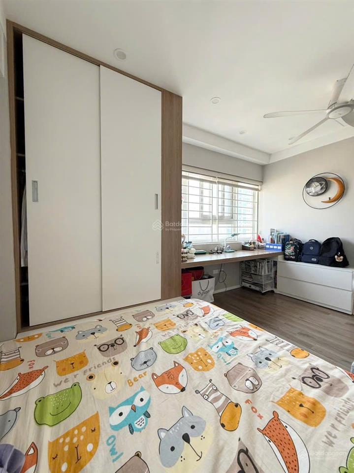 Chính chủ bán căn 3 ngủ tại green park tower tòa b, 105m2, full đồ, ban công đông bắc, sổ đỏ.