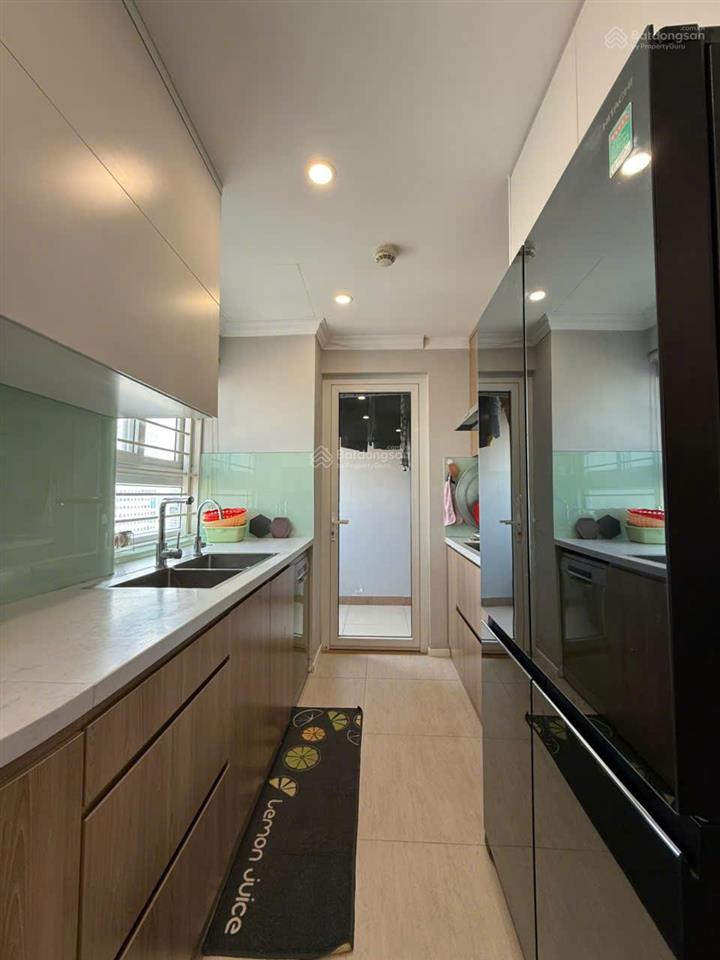 Chính chủ bán căn 3 ngủ tại green park tower tòa b, 105m2, full đồ, ban công đông bắc, sổ đỏ.