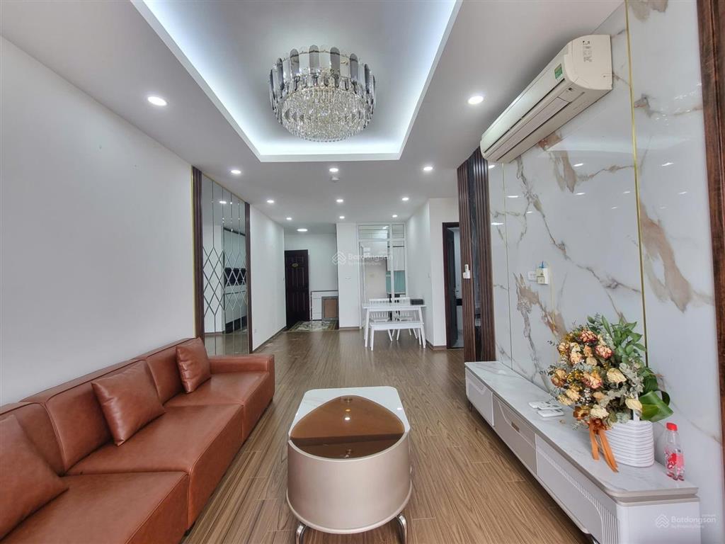 Chính chủ bán căn 3 ngủ tại green park tòa b, 105m2, full đồ, ban công đông bắc, sổ đỏ.