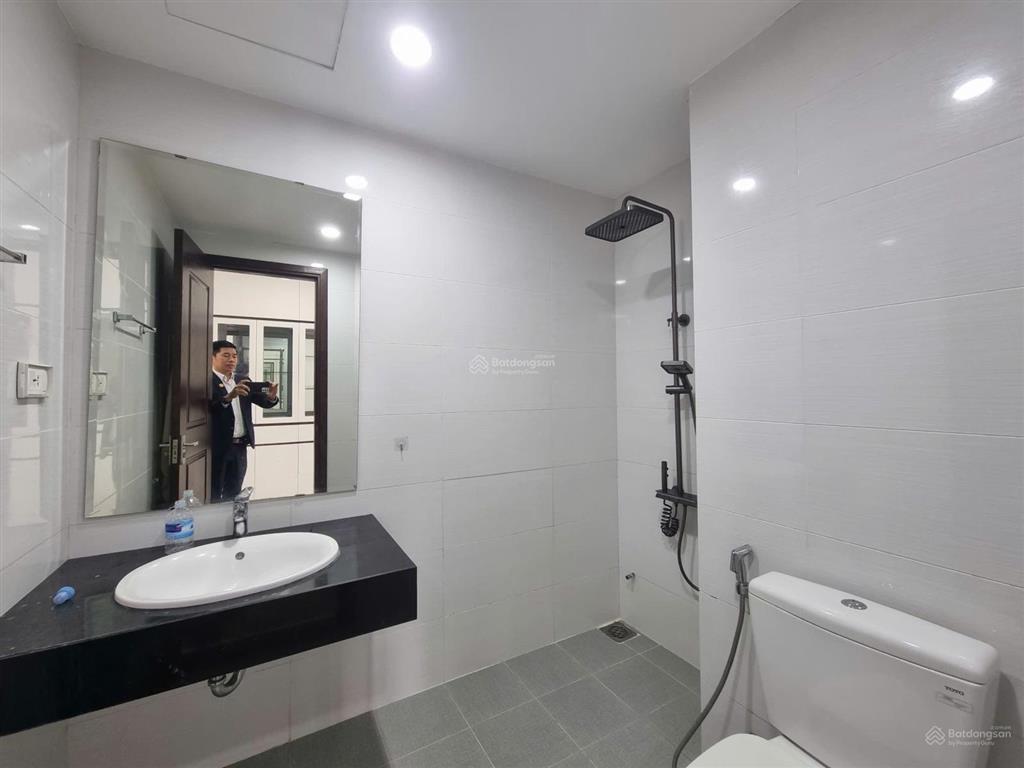 Chính chủ bán căn 3 ngủ tại green park tòa b, 105m2, full đồ, ban công đông bắc, sổ đỏ.