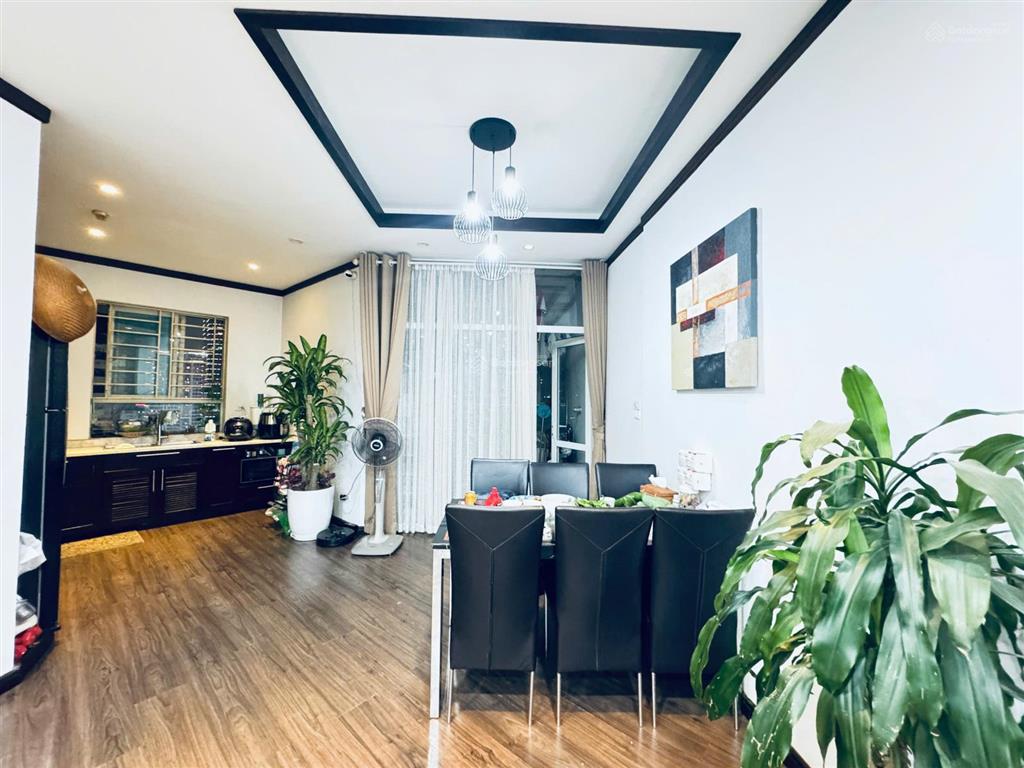 Chính chủ bán căn 3 ngủ, 129m2 tại the golden palm, tòa a, ban công tây bắc, full nội thất, sổ đỏ