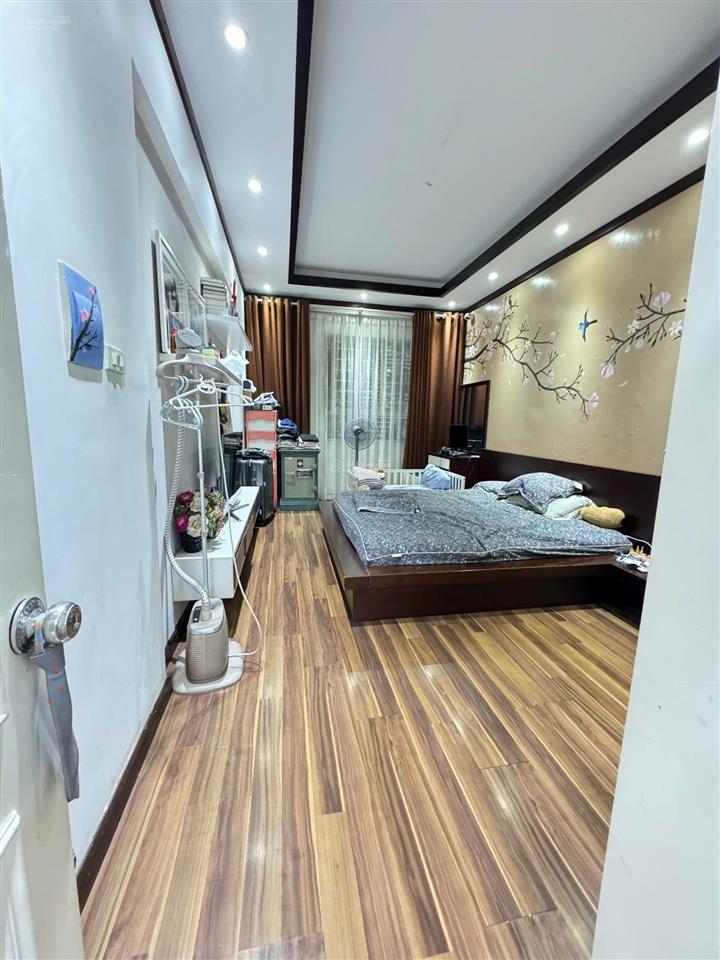 Chính chủ bán căn 3 ngủ, 129m2 tại the golden palm, tòa a, ban công tây bắc, full nội thất, sổ đỏ