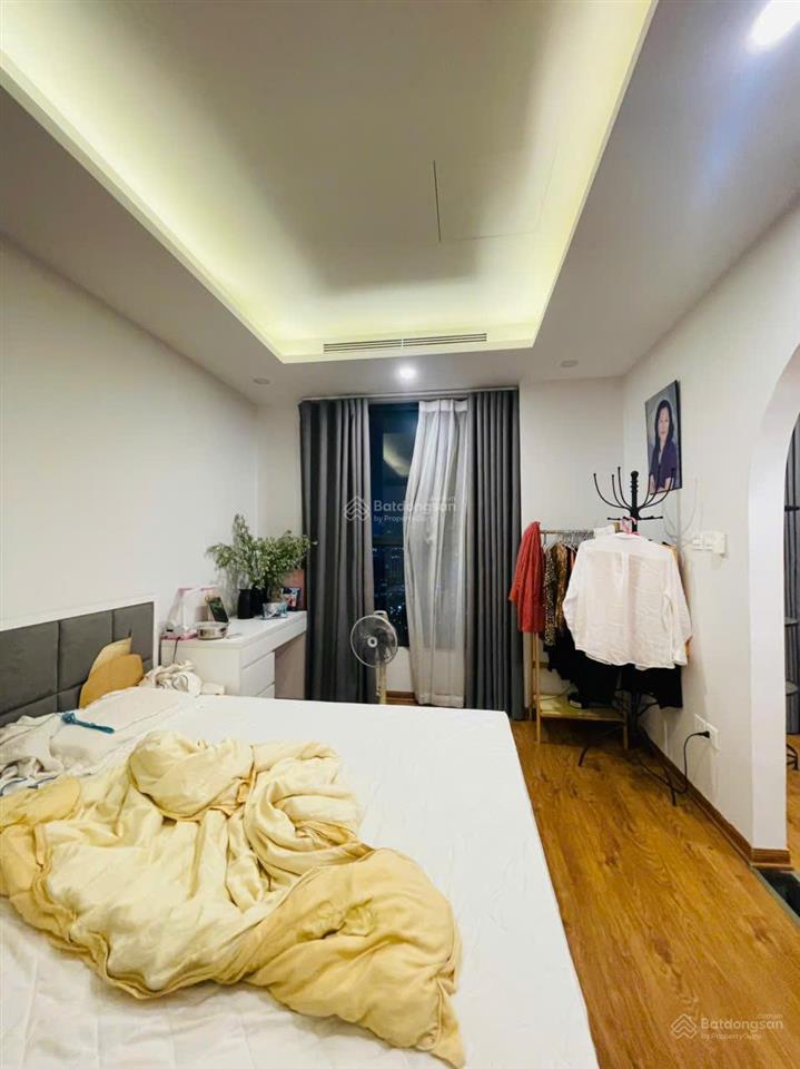 Chính chủ bán căn 4 ngủ 154m2 tại the park home, ban công đông nam, nội thất liền tường, sổ đỏ.