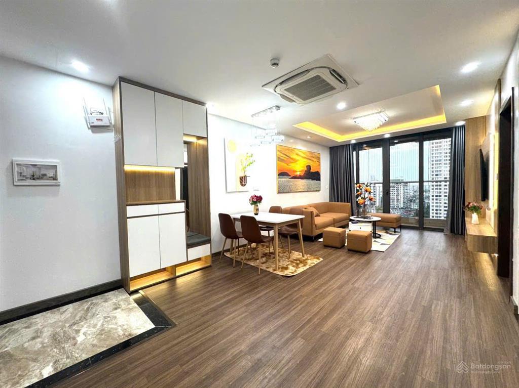 Chính chủ bán căn 2 ngủ tại ban cơ yếu chính phủ ct2, 83m2, full đồ, view hồ, sổ đỏ