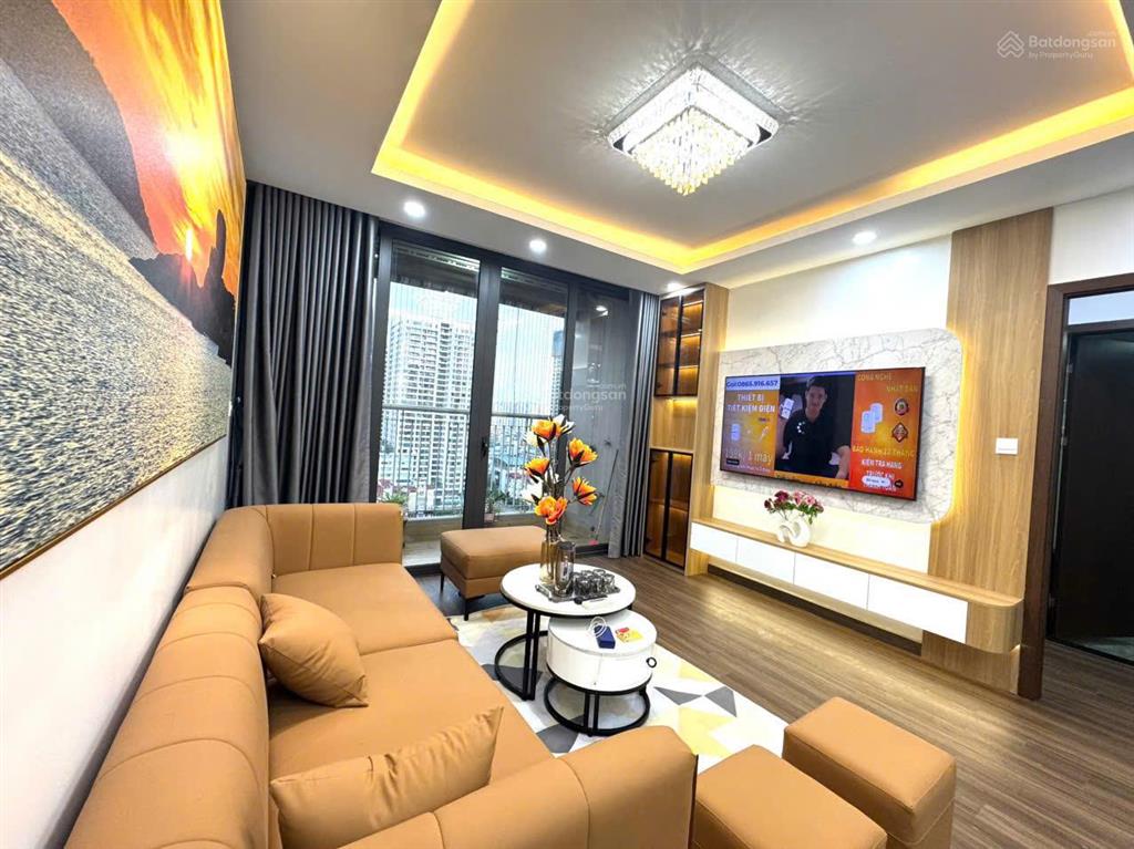 Chính chủ bán căn 2 ngủ tại ban cơ yếu chính phủ ct2, 83m2, full đồ, view hồ, sổ đỏ