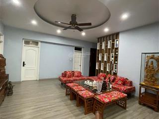 Chính chủ bán căn 151m2, 3 ngủ, 3wc, tại trung hòa  nhân chính tòa 17t5, ban công đông nam, sổ đỏ