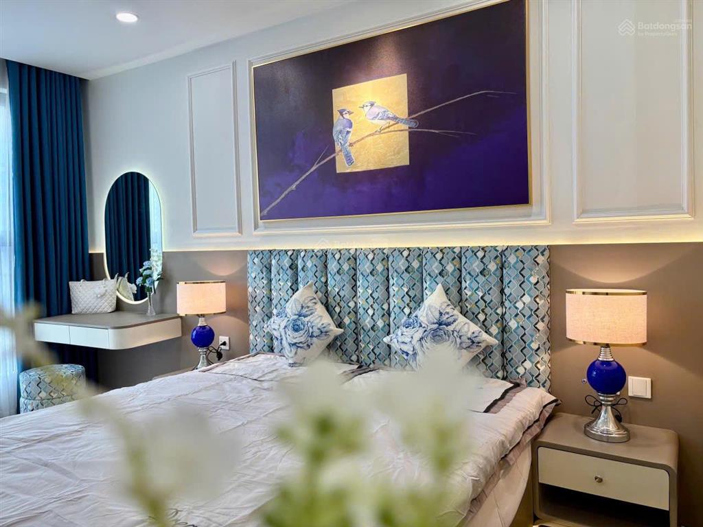 Chính chủ bán căn 3 ngủ 136m2 full đồ tại green diamond 93 láng hạ, ban công đông nam, sổ đỏ