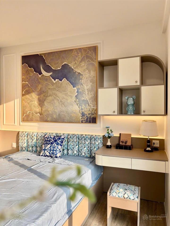 Chính chủ bán căn 3 ngủ 151m², tại trung hòa  nhân chính, tòa 17t5, ban công đông nam, sổ đỏ