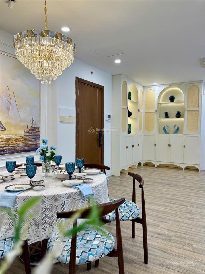 Chính chủ bán căn 3 ngủ, 118m2 tại thanh xuân complex, full nội thất, ban công tây bắc, sổ đỏ